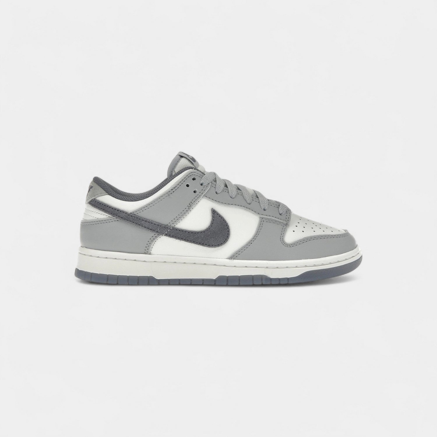 Nike Dunk Low SE Light Carbon Zwart