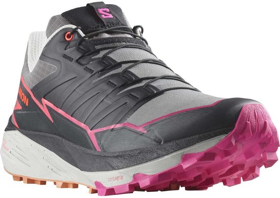 Salomon Thundercross trailrunningschoen in grijs met zwarte overlays, roze accenten en een opvallende roze Contagrip-zool.