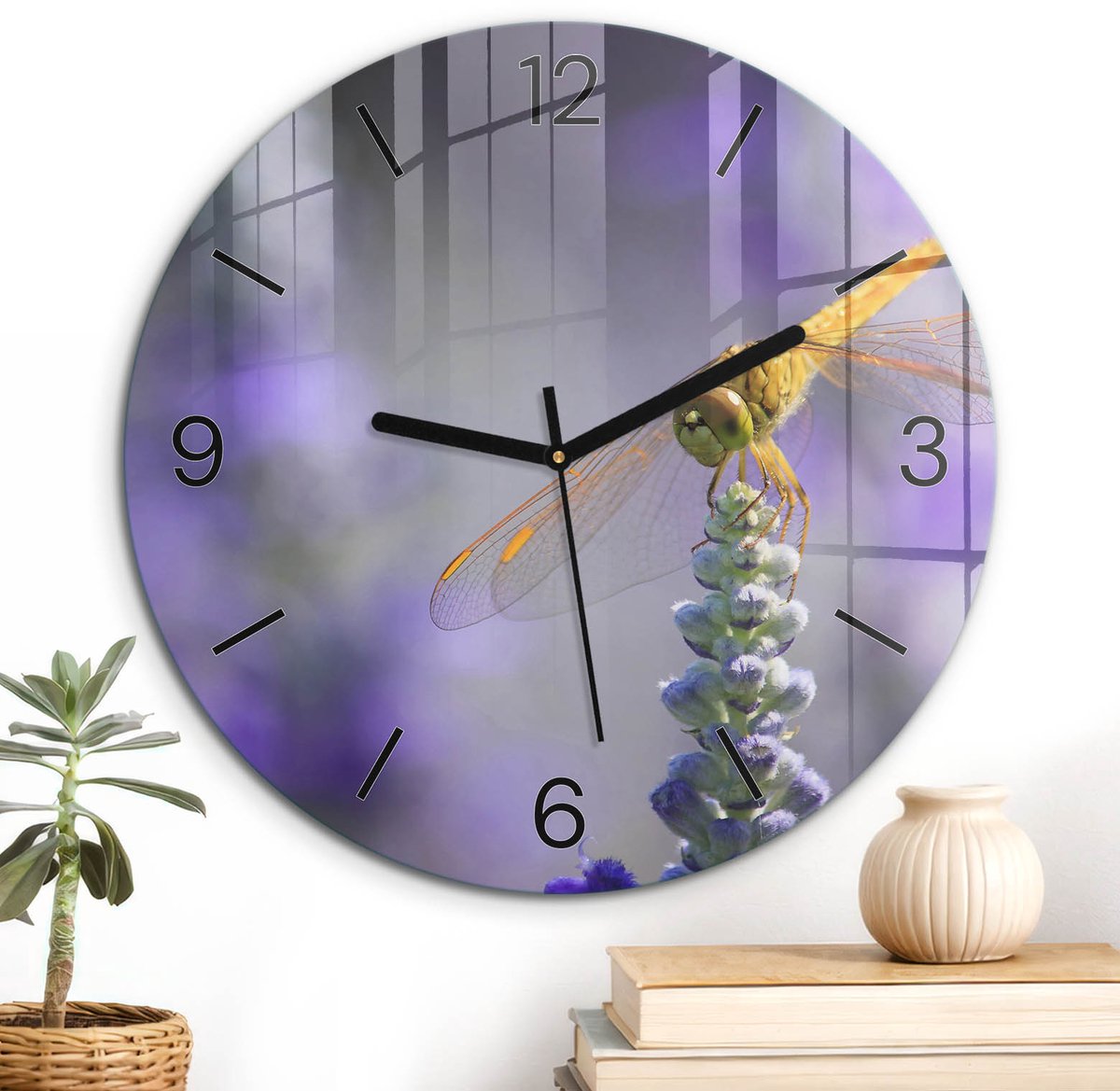 ArtPrintCave Paars Glazen Klok - Wandklok 30 cm - Muurklok Rond - Libel Op Bloemen Unieke Klok - Dieren Stille Wandklok - Zwarte Klokwijzers