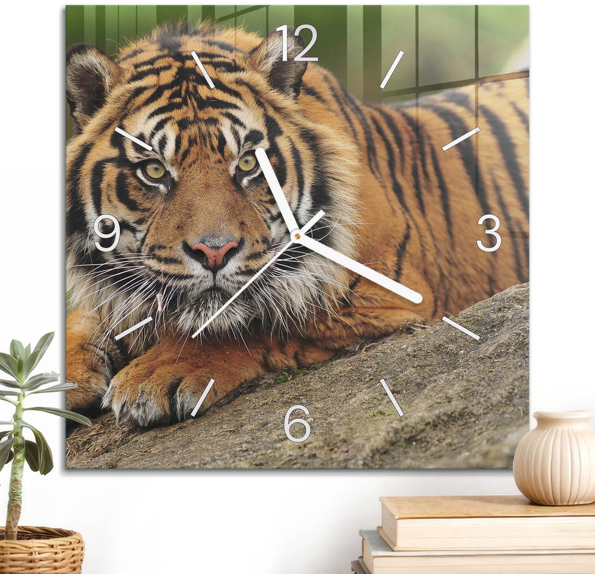 ArtPrintCave Oranje Glazen Klok - 30x30 cm - Wandklok Vierkant - Tijger Natuur Unieke Klok - Natuur Stille Wandklok - Witte Klokwijzers