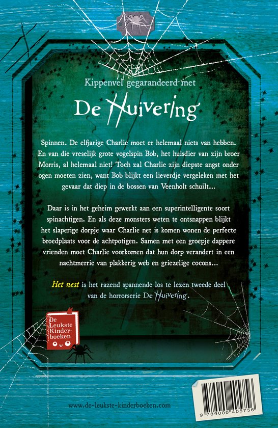 Boek kaft van 'De Huivering'. Op de achtergrond spinnenwebben en een spin. De titel 'De Huivering' staat in grote letters.