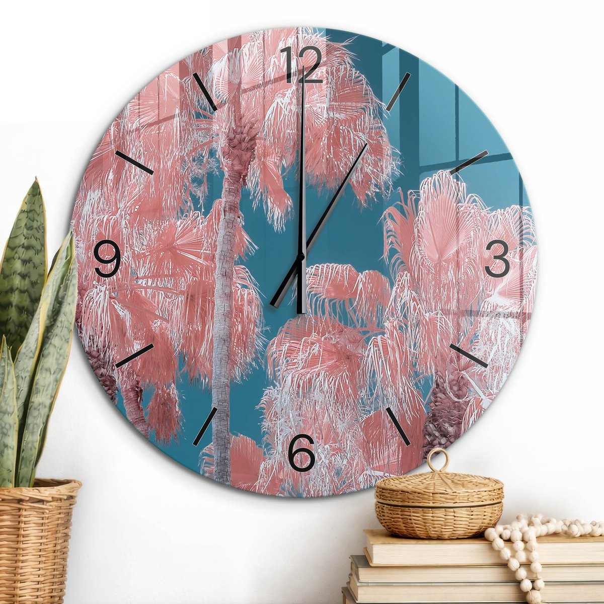 ArtPrintCave Blauw Glazen Klok - Wandklok 60 cm - Muurklok Rond - Roze Palmbomen Wandklok Keuken - Abstractie Unieke Klok - Zwarte Klokwijzers