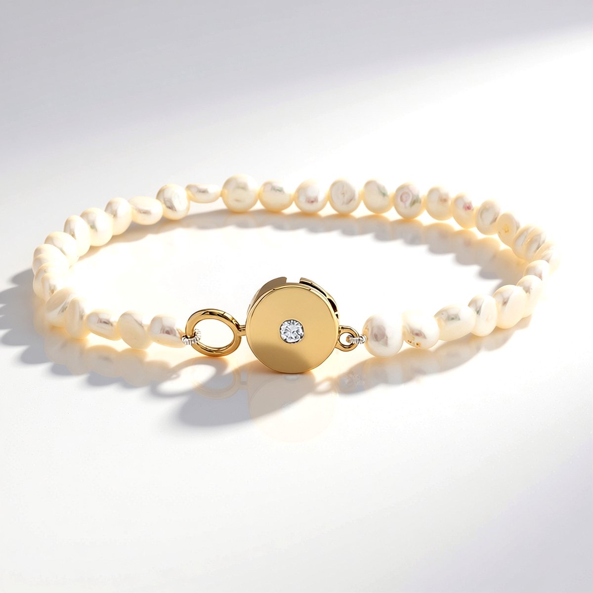 Cavill - Zilveren armband verguld 925 sterlingzilver - Diamant SI1 (G) 0,06 ct Briljant, witte zoetwaterparels - Luxe, elegante damesarmband 18,4 cm