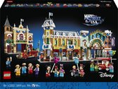 LEGO® ǀ Disney Main Street, U.S.A. -Architectuurbouwset voor Volwassenen - Creatief Displaymodel met 16 Minifiguren - Cadeautip voor Disney Fans en Verzamelaars Vanaf 18 Jaar - 43302