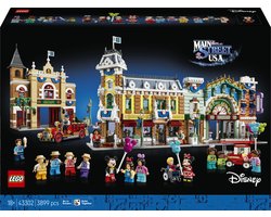 LEGO® ǀ Disney Main Street, U.S.A. -Architectuurbouwset voor Volwassenen - Creatief Displaymodel met 16 Minifiguren - Cadeautip voor Disney Fans en Verzamelaars Vanaf 18 Jaar - 43302