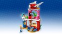 LEGO Harley Quinn schiet te hulp met rood met witte vleugels jet, speelgoedwinkeltje en 2 figuren.