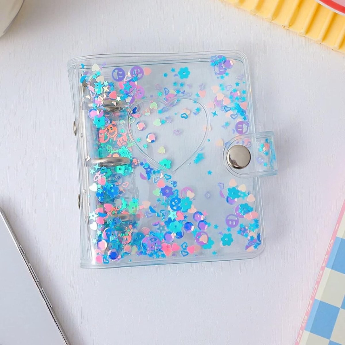 Kpop Photo Card Album met 20 Pockets, Mini Fotoalbum met Transparante Sequins en Hartvorm, Ideaal voor Verzamelingen en Cadeaus