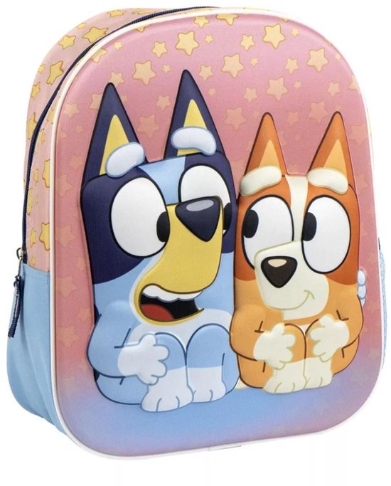 Roze rugzak met Bluey en Bingo, bedrukt met gele sterren. Lichtblauwe onderkant.