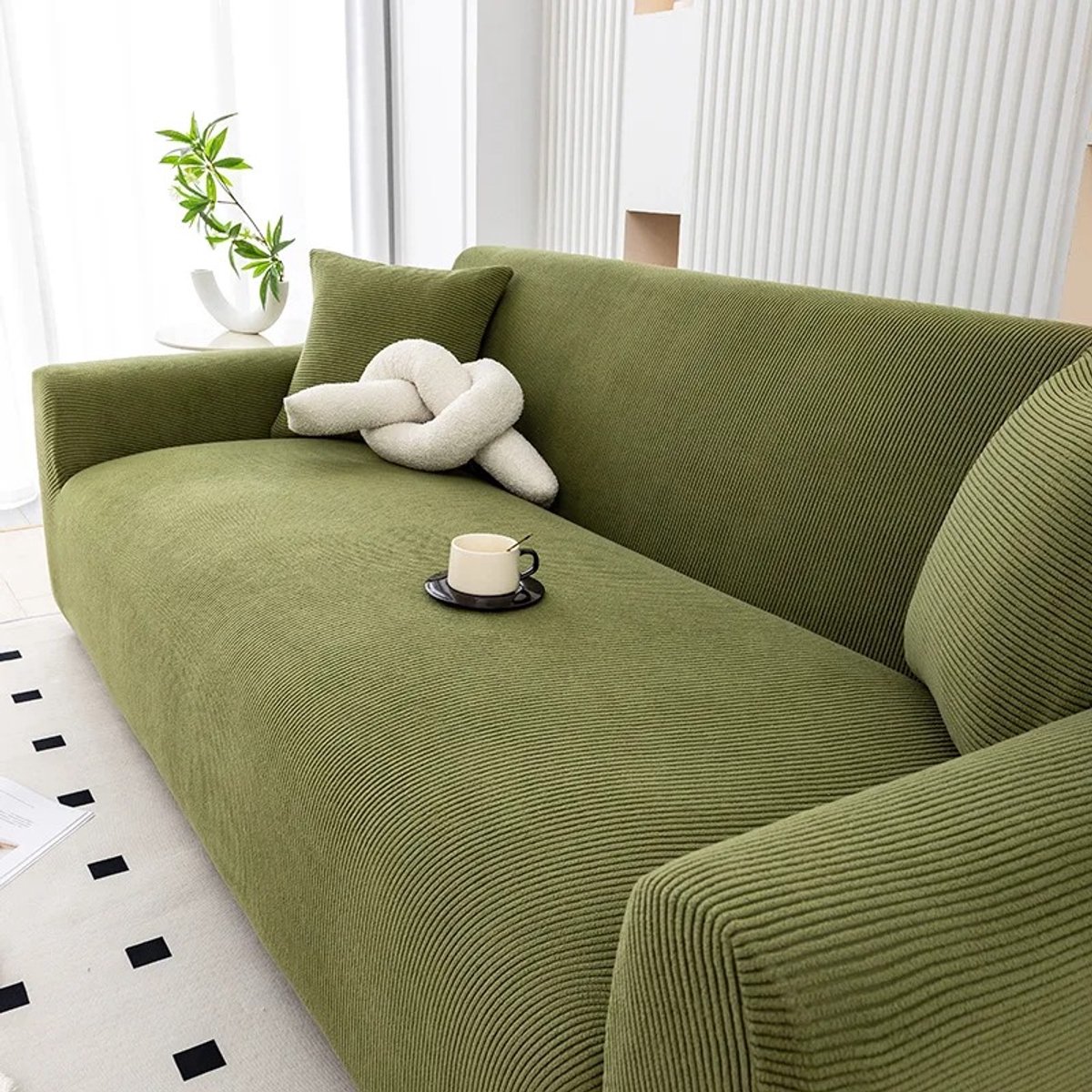 Nutrella - Bankhoes - Sofa Cover - Bankbeschermer - Bankhoes Stretch - Antislip - Zacht - 235-300 cm- 4-zits- Machinewasbaar - Universele pasvorm - Olijfgroen