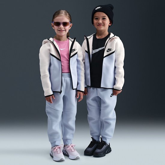Nike Sportswear Tech Fleece Full-Zip Set - Trainingspak - Maat 7 (6-7 jaar) - Ghost / Gebroken Wit - Tech Fleece - Lifestyle - Kinder Trainingspak voor Jongens en Meisjes