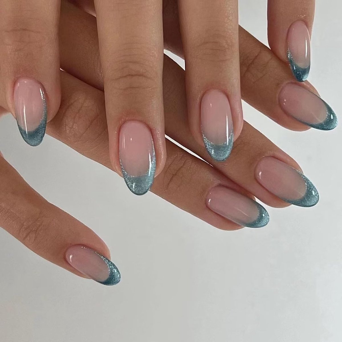 nagels, French tip, kunstnagels met Cat-Eye-design, groene nagels, perss-ons, glanzende stick-on nagels, acryl kunstnagels, volledige dekking