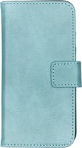 iMoshion Hoesje Geschikt voor iPhone SE (2022) / SE (2020) / 8 / 7 / 6s / 6 Hoesje Met Pasjeshouder - iMoshion Luxe Bookcase - Lichtblauw