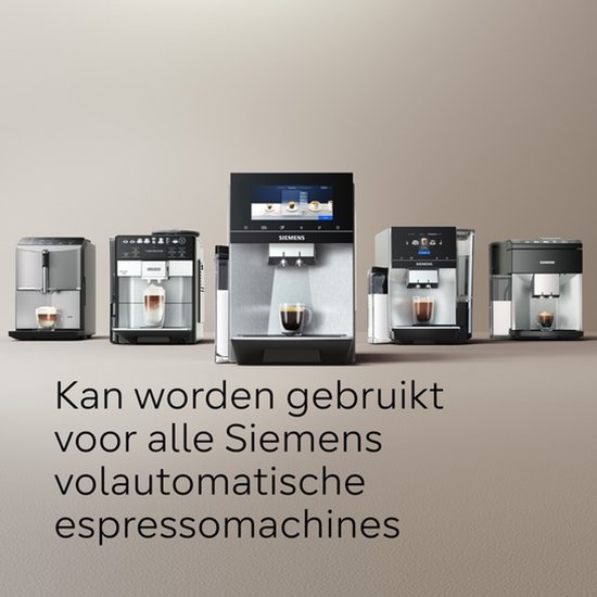 Opstelling van Siemens volautomatische espressomachines, elk met een espresso.
