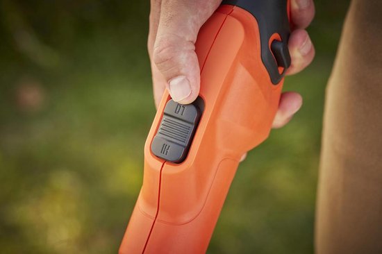 BLACK+DECKER Coupe-Bordures 36V 33cm BCSTA536B-XJ - Transmission E-DRIVE - Sans Batterie Ni Chargeur