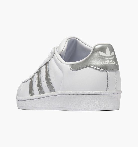 uitgehongerd Ervaren persoon Let op Adidas Superstar Wit / Grijs - Dames Sneaker - D97998 - Maat 36 | bol.com