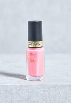 L'Oréal Color Riche Nagellak - Natasha's Delicate Rose