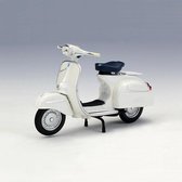 MAISTO VESPA SCOOTERS 125 GT 1966 schaal 1:18