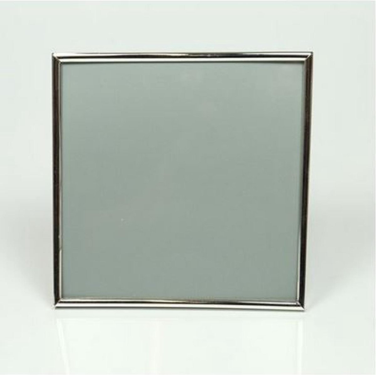 Defotolijstenspecialist DFS verzilverde lijst voor 13x13 cm foto formaat