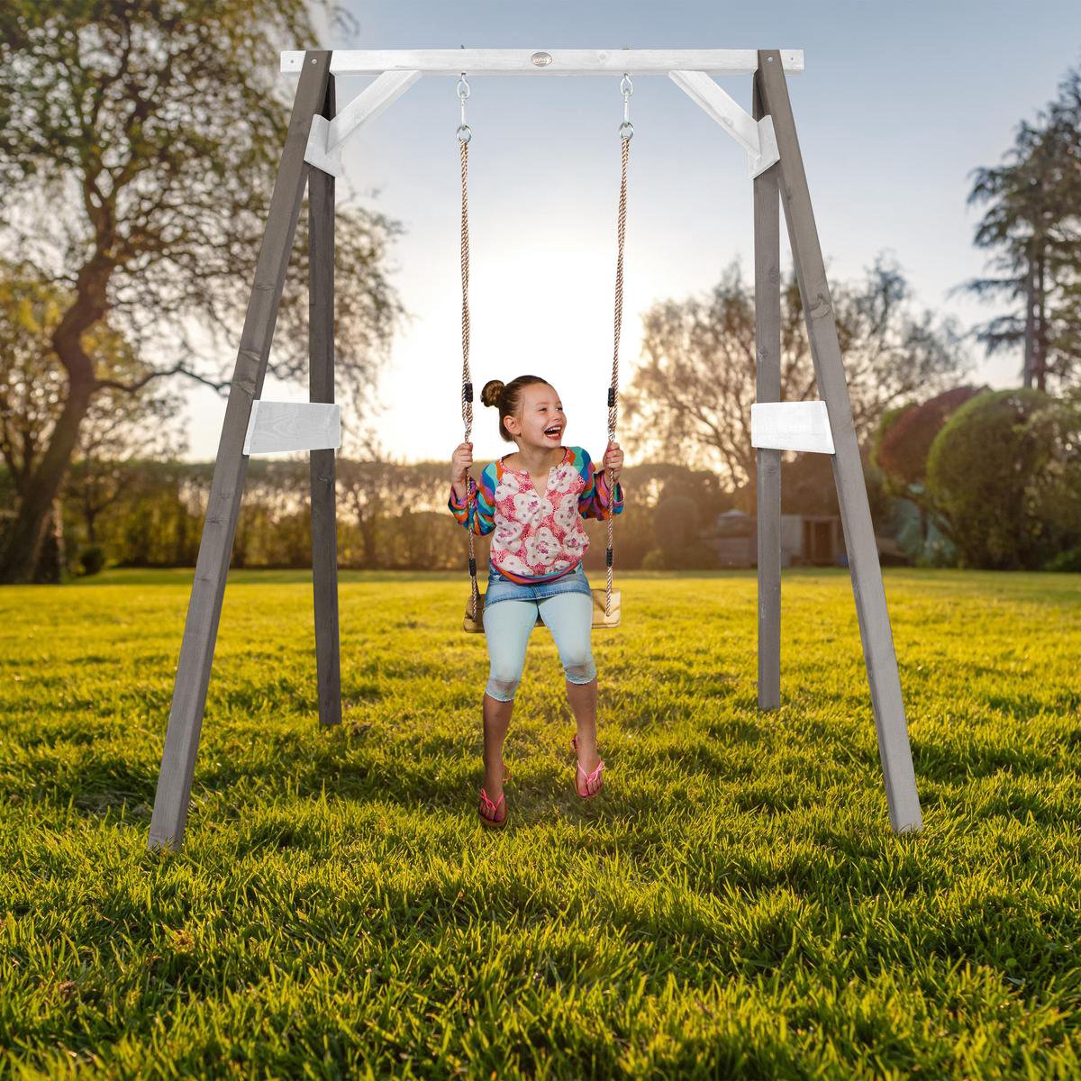 AXI Enkele Houten Schommel in Grijs/Wit - FSC hout - Vrijstaande schommelset voor kinderen met houten schommelzitje - Schommelset voor kinderen - 10 jaar Garantie! — afbeelding 4