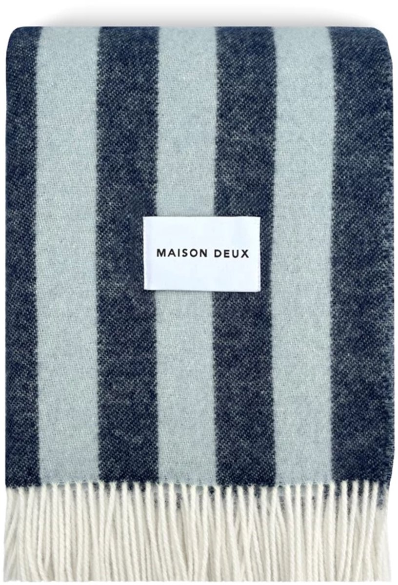 Maison Deux Candy Wrap plaid 130x200cm navy / ice blue blauw