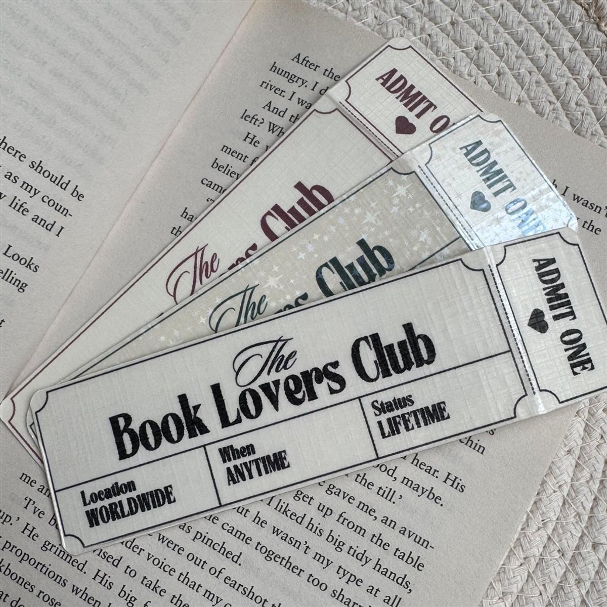 Nook and Note – Boekenlegger Set “Book Lovers Club” (3 stuks) – Admit One Ticket Ontwerp – Handgemaakt
