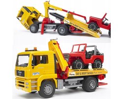 Bruder MAN TGA Sleepwagen met Jeep - Schaal 1:16