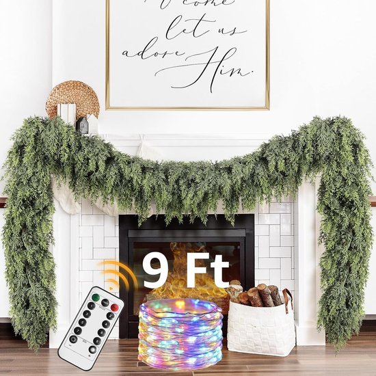 Décorations de Noël - Guirlande de pin artificielle - 2,74 m - PVC - Lumières LED alimentées par USB - Avec télécommande - Pour cheminée, escaliers et Décoration murale(imitation rotin)