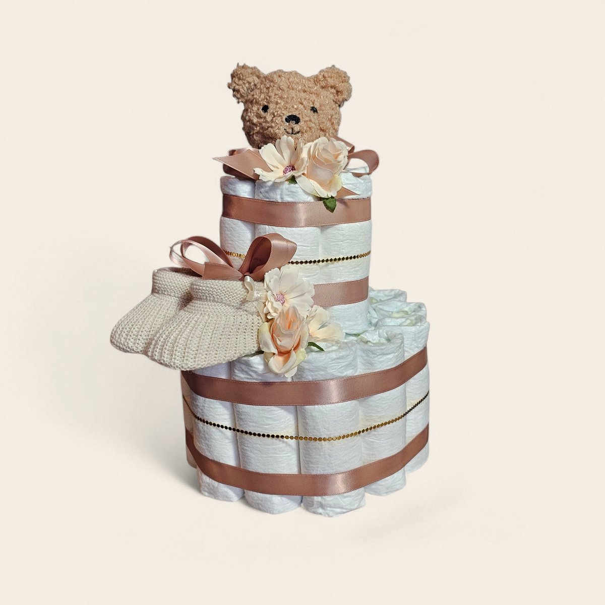 Luiertaart - bruine beer - bruine slofjes - pamper - 2 laags