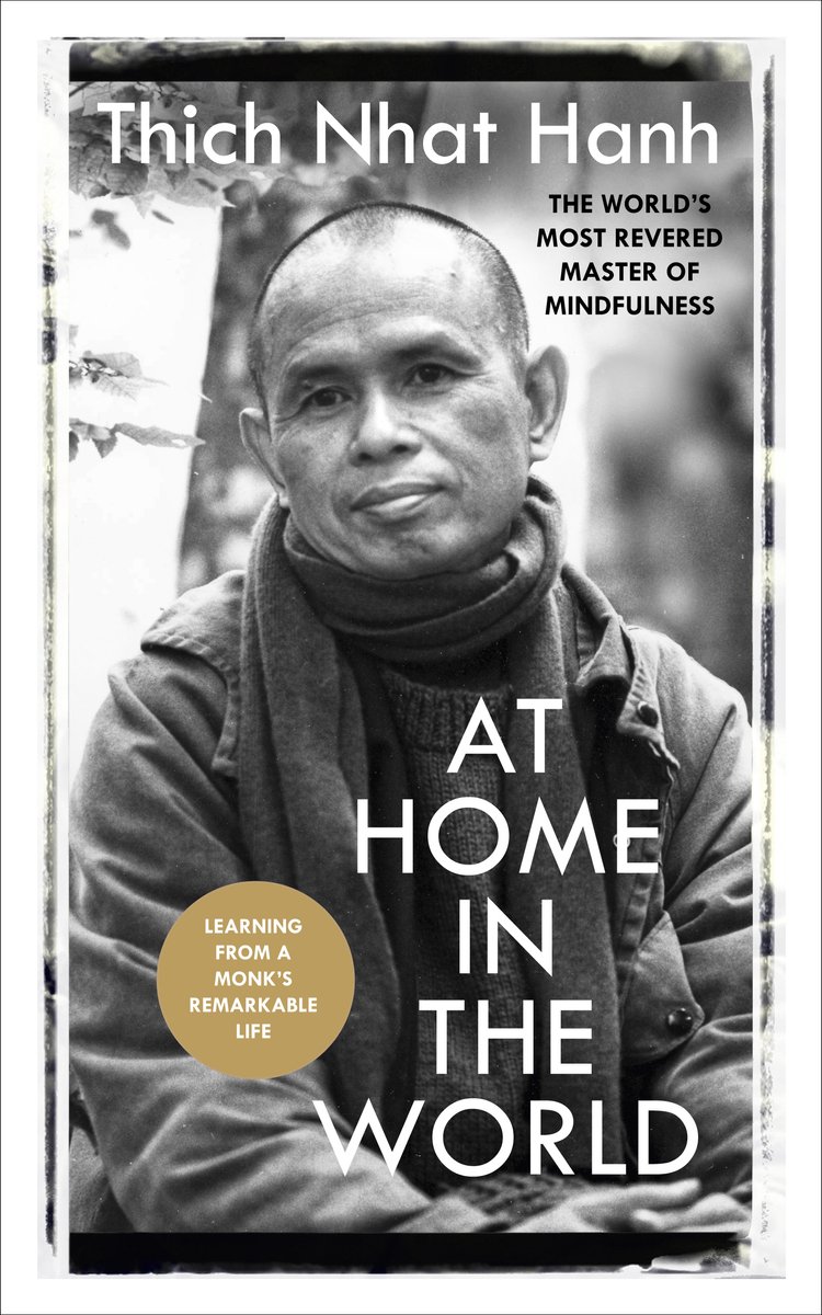 At Home In The World van Thich Nhat Hanh