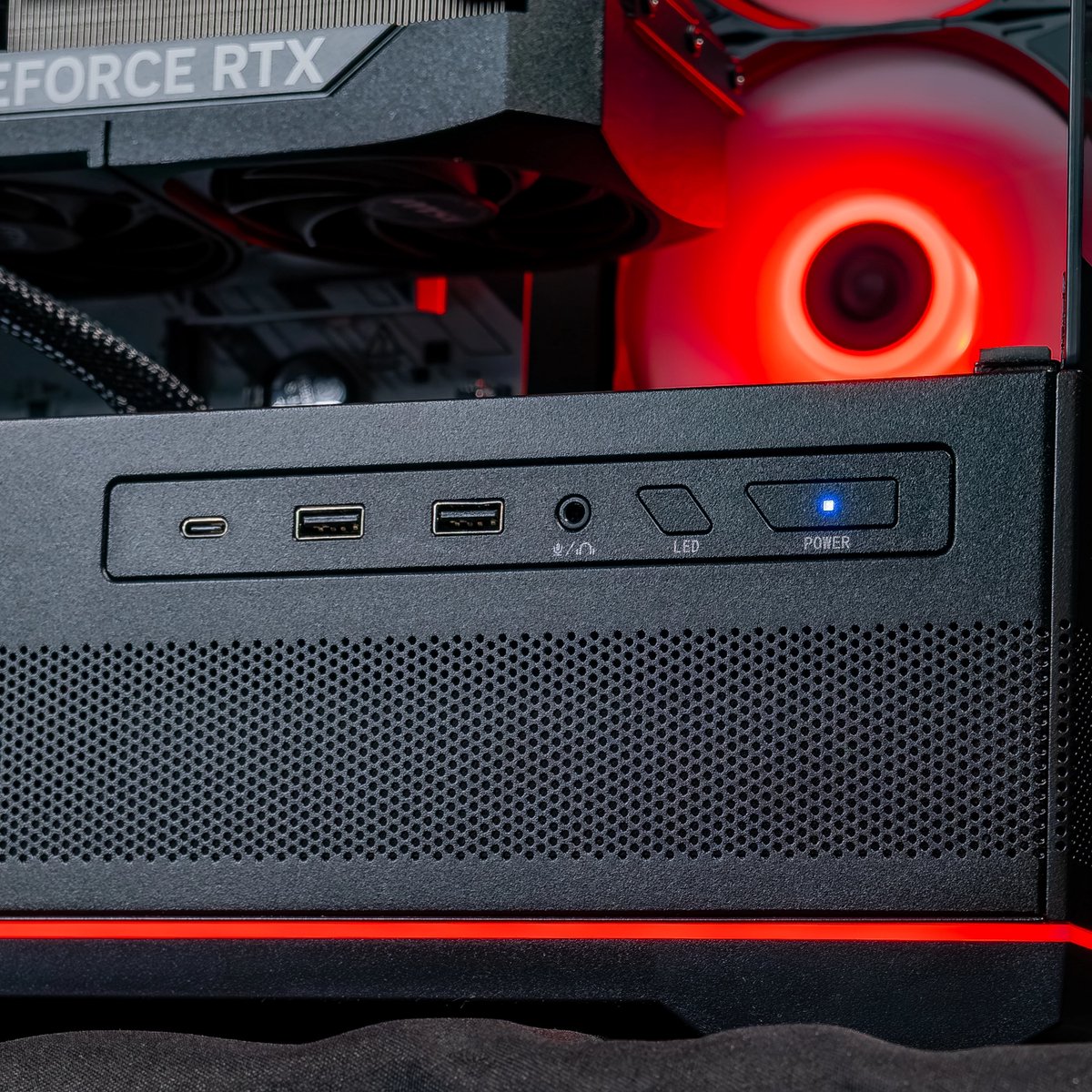 FlowUp x MSI Joyride - RTX 5070 Ti, Ryzen 7 7800X3D thumbnail 3