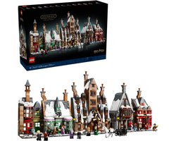 foto van LEGO Harry Potter 76457 - Het dorp Zweinsveld – Verzameleditie