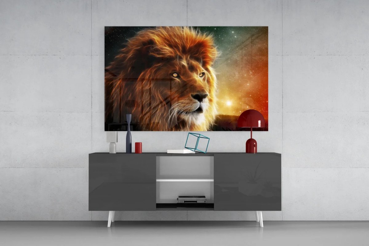Glasschilderij - Leeuw met Sterrenhemel - Krachtige Dieren Wanddecoratie - 90x60 cm