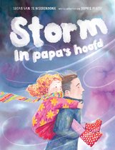 Boekomslag: Papa draagt een meisje met krullend blond haar op zijn rug. Ze heeft een roze jas aan met gele bloemen en een kleurrijke sjaal om. De titel 'Storm in papa's hoofd' staat groot in witte letters.
