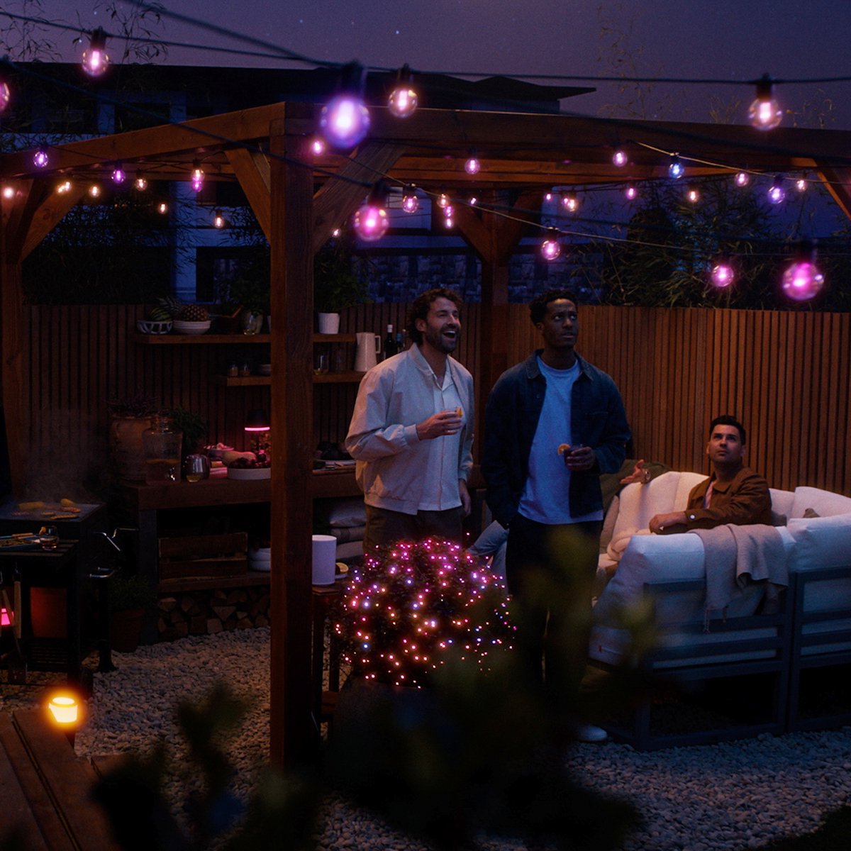 Philips Hue Festavia outdoor lichtsnoer met globe-lampen - 21 meter