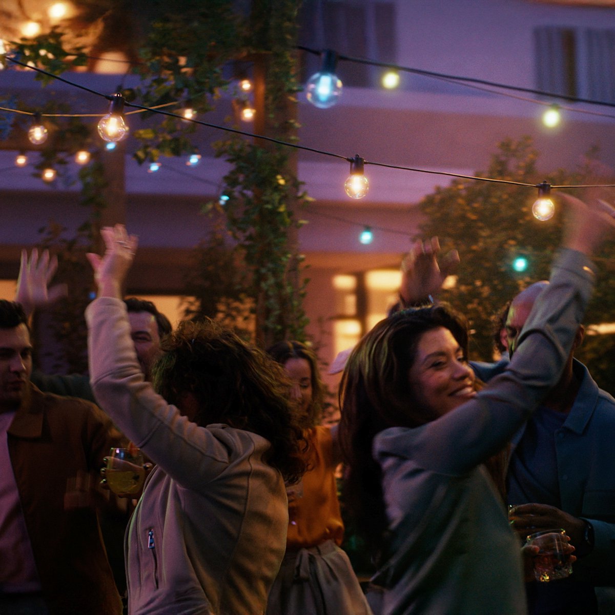Philips Hue Festavia outdoor lichtsnoer met globe-lampen – 21 meter – 30 lampen – foto 7