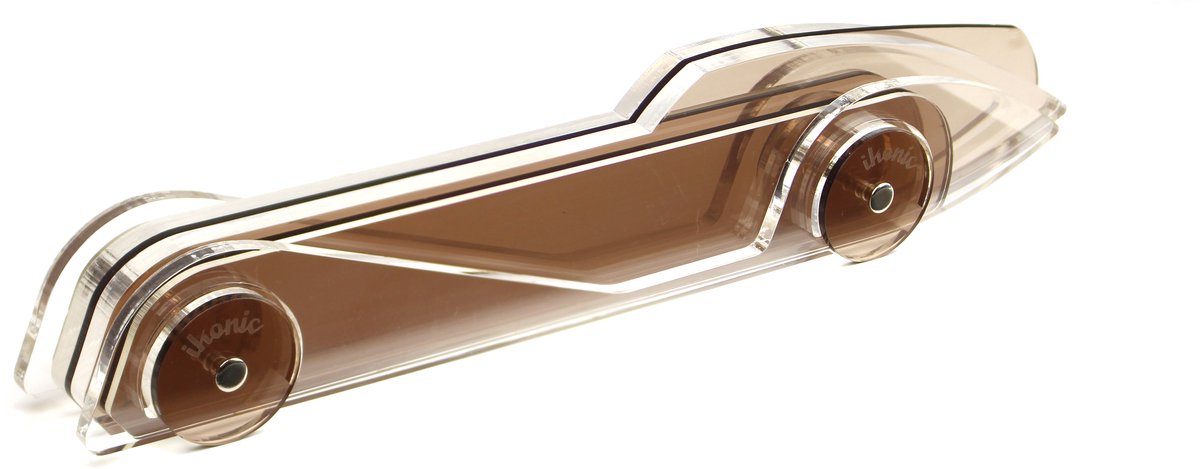 Ikonic Toys - Modelauto - Lucite Car No4 - Large - Licht bruin - Gerecycled acryl - 30cm - Art-Deco stijl