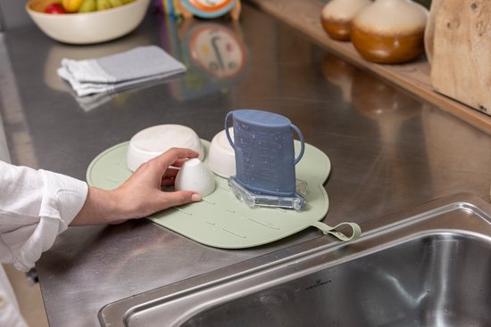Bébé on the Move - Yummy Mat - Set de table et tapis anti-goutte 2 en 1 - Enroulable et portable - Compatible lave-vaisselle - Anti-poussière - Aspen