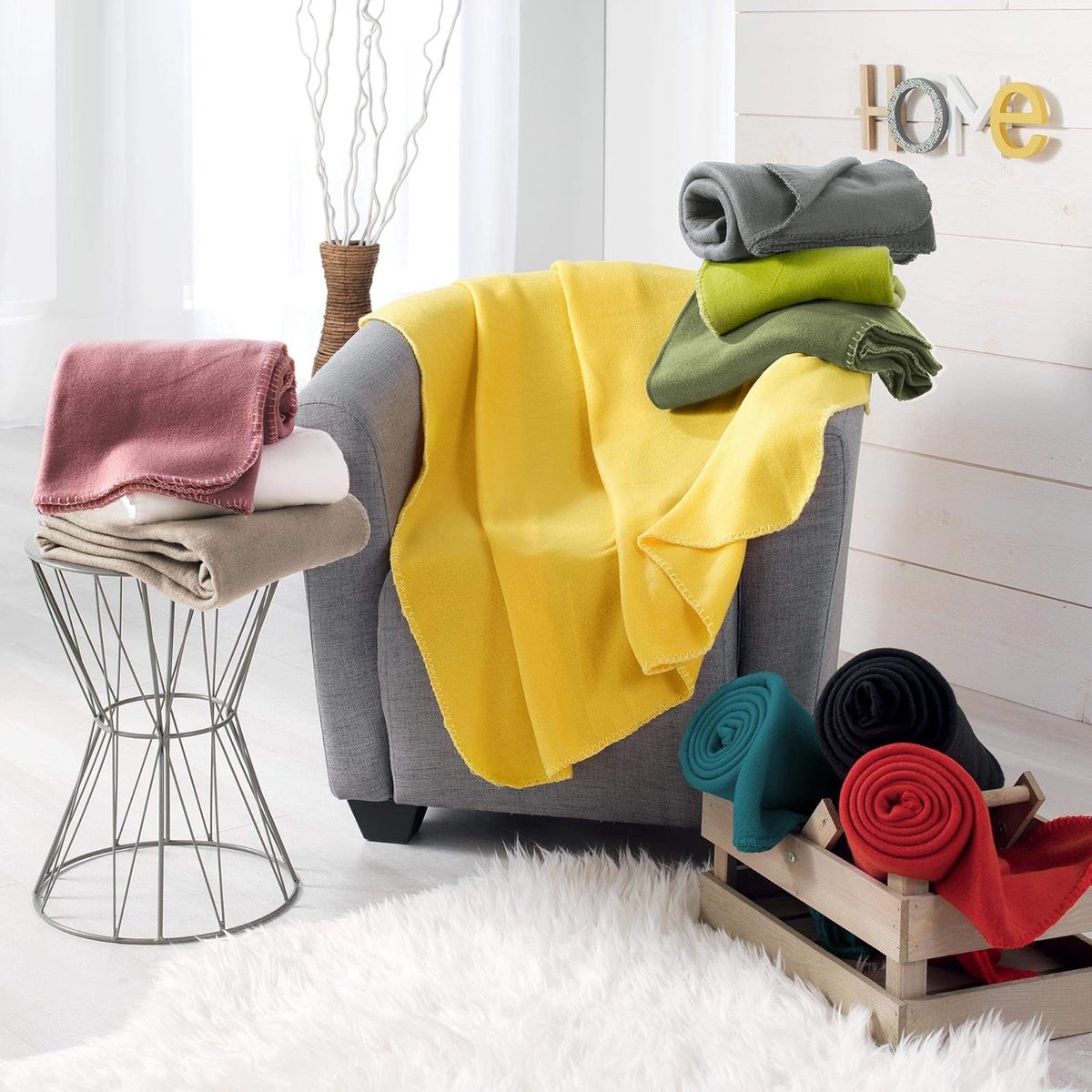 Famanu Fleece Plaid 125 x 150 cm - Effen Taupe - Zacht & Warm
