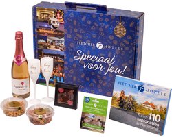 Fletcher Hotels Cadeaubox + Heerlijk Overnachten | Giftset - Relatiegeschenk - Origineel Cadeau - Kerstpakket - Kerstcadeau - Kerst