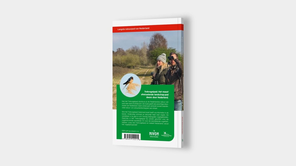 Boek "Trekvogelpad" met koppel die vogels bekijkt. Achterkant met beschrijving "Het Trekvogelpad is het langste afwisselende landschapspad dwars door Nederland".
