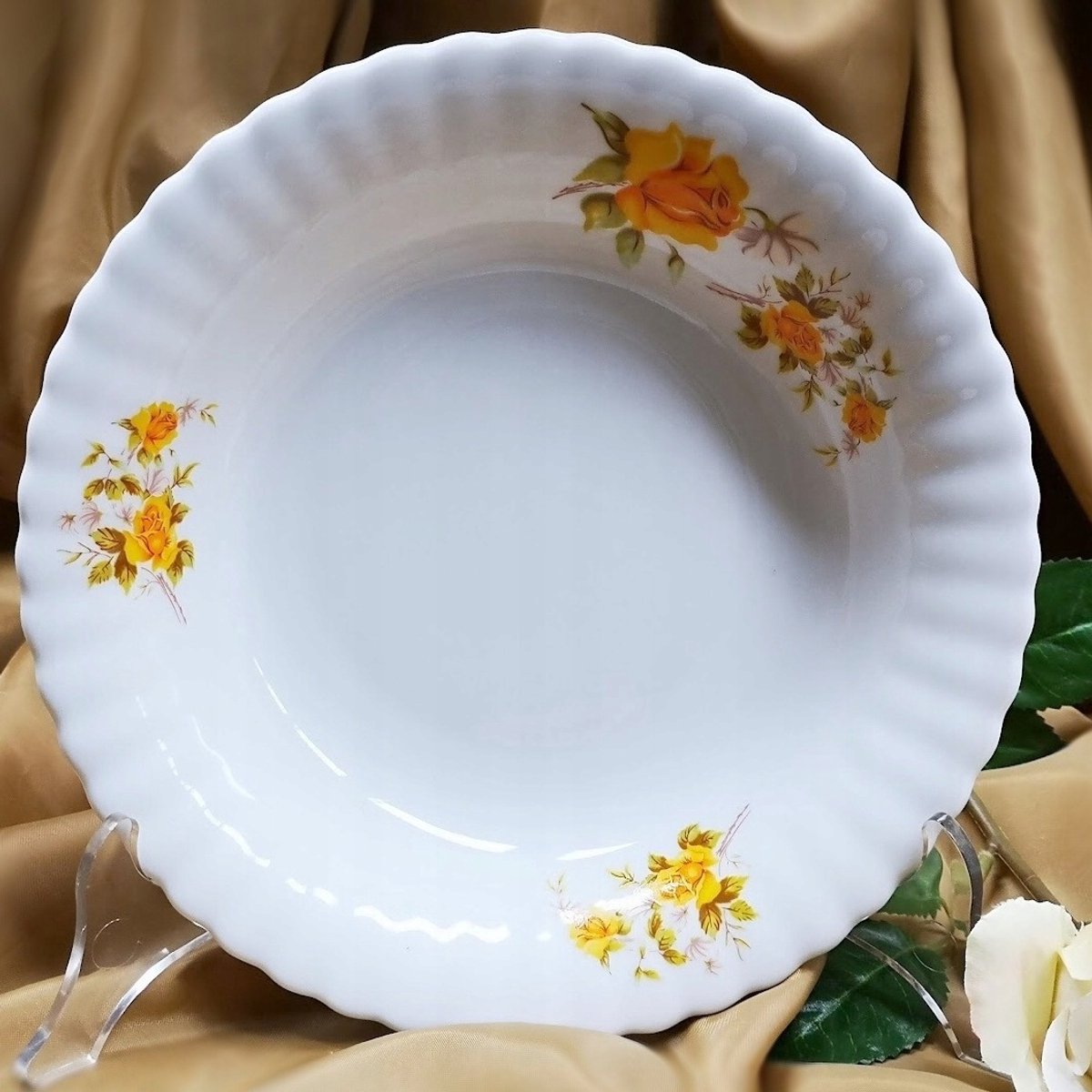 Diepe Porseleinen Schotel 22,5 cm Gouden Roos - IWONA