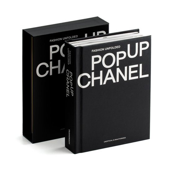 Fashion Unfolded: Pop-Up Chanel - cover