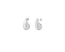 foto van Oorbellen - oorstekers - oorknop - stainless steel - luxe en chic half rond met deukjes - kleur zilver - earrings - silver - hart - vintage - cadeau - moeder - dochter