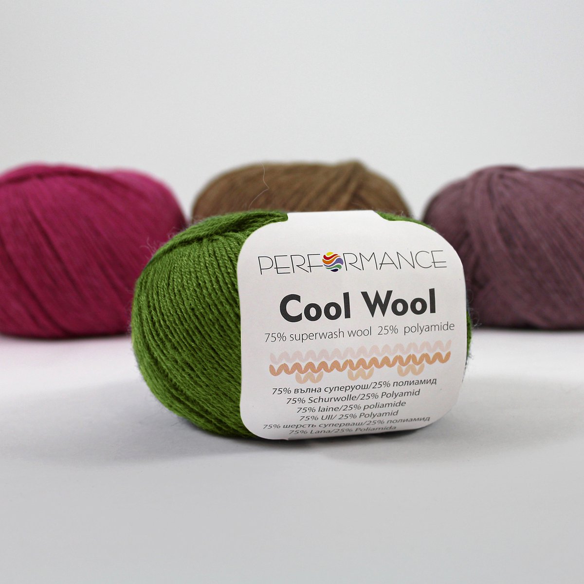 Cool Wool - donker groen (163) - wol en polyamide haakgaren - breigaren - 5 bollen van 50 gram - pendikte 2 - 3 mm.