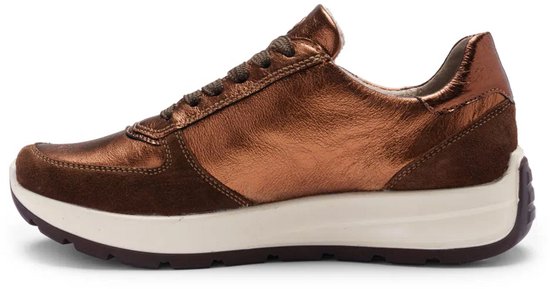 Bruine sneaker met bronzen metallic en suède, ritssluiting en witte zool, zijaanzicht.