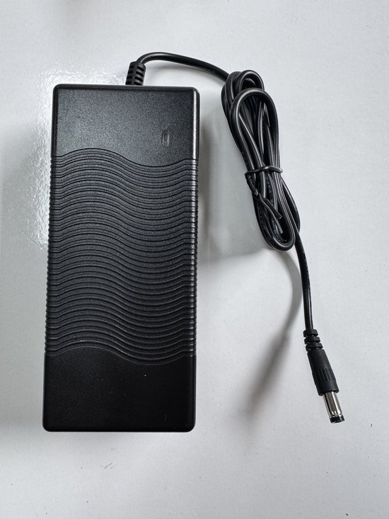 Chargeur D'origine BMZ Pour E-Bike M1 ERZBERG – 42V 4,5A – Neuf