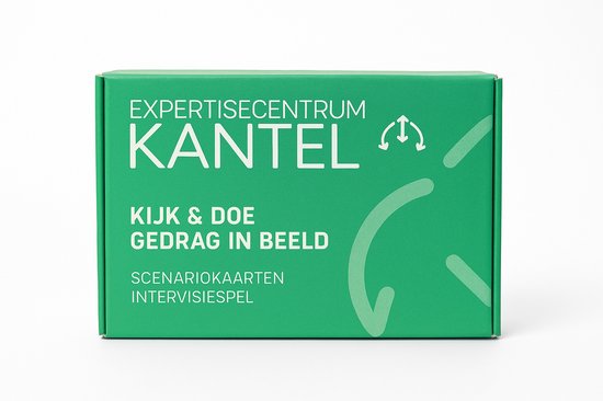 Boîte verte avec EXPERTISECENTRUM KANTEL, KIJK & DOE GEDRAG IN BEELD, SCENARIOKAARTEN INTERVISIESPEL. Logo blanc d'un cercle avec des flèches.