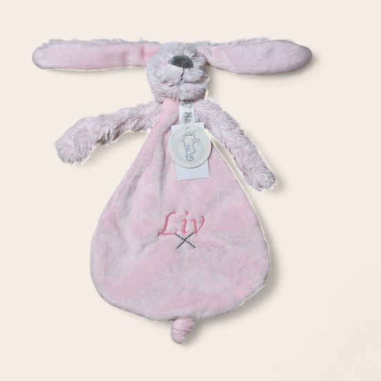 Luiertaart 3 laags roze met Rabbit Richie - Perfect Kraamcadeau van BamBam — afbeelding 3
