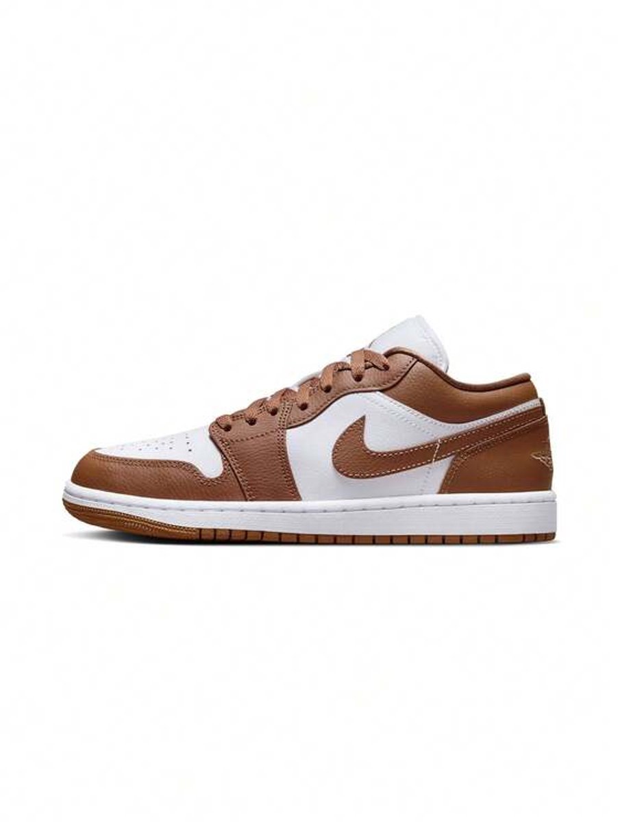 Nike Air Jordan 1 Low Unisex Sneaker Bruin