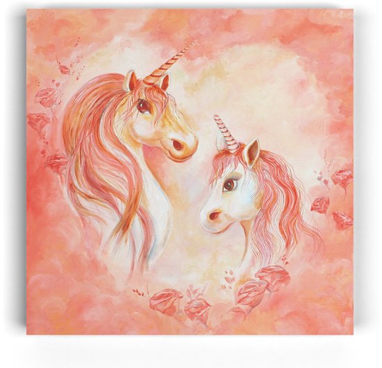 Illustratie van twee eenhoorns met lange manen in pastel oranje en roze tinten, met rozen eromheen.